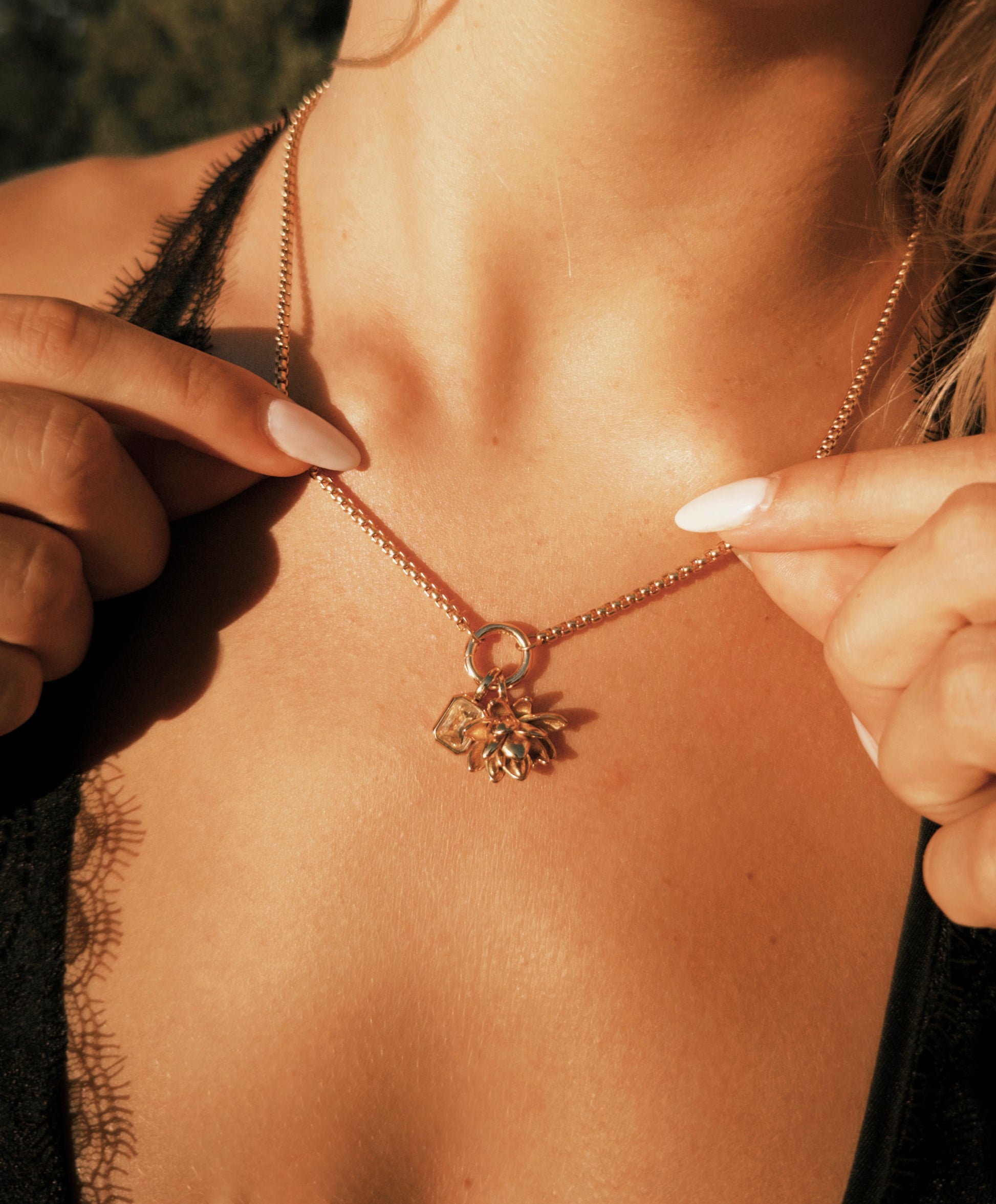 Uma Lotus Charm