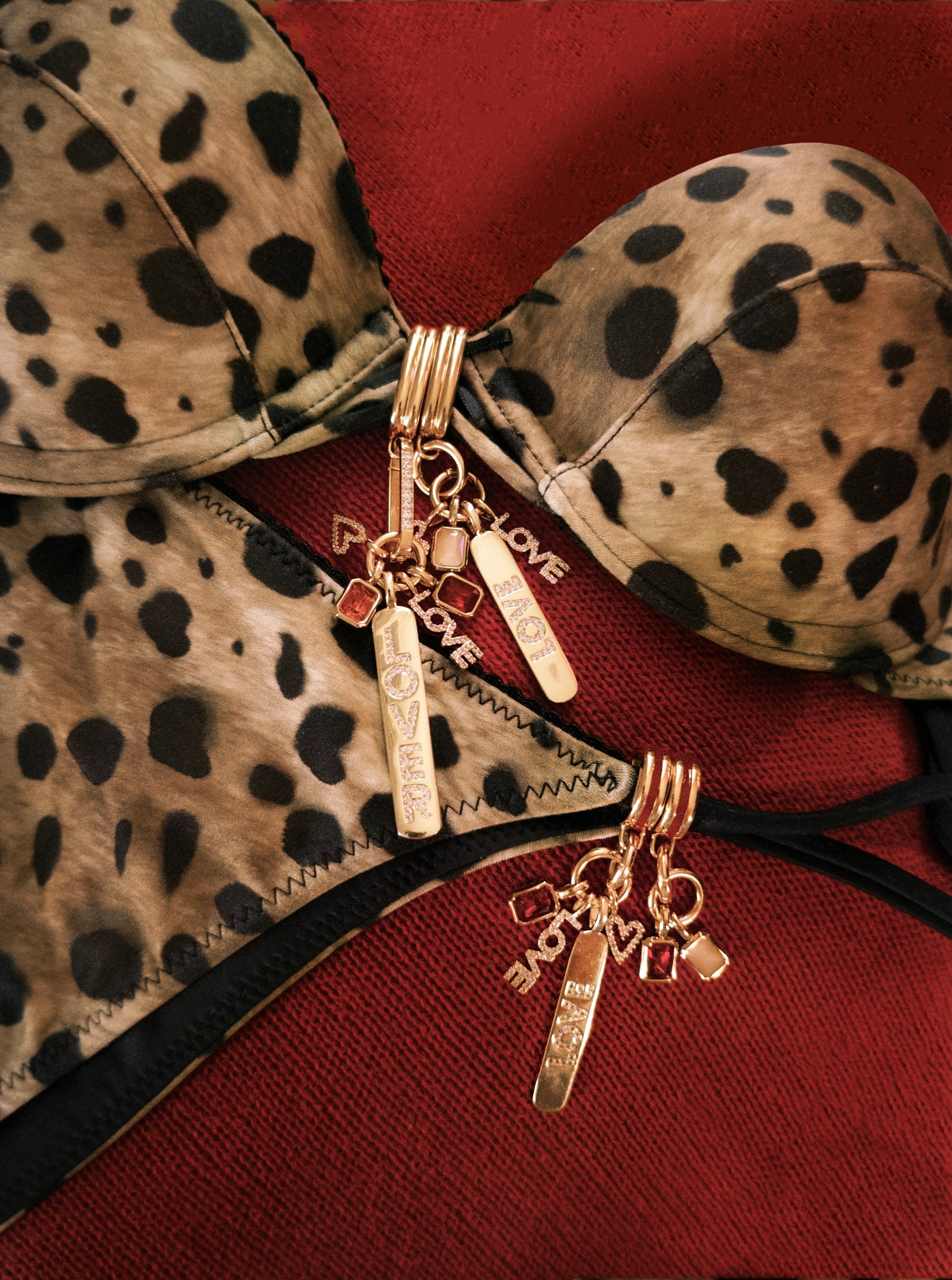 The Valentine Golden Set